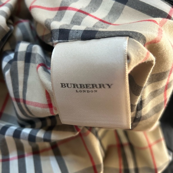 Burberry Hooded Jacket - Picture 5 of 9